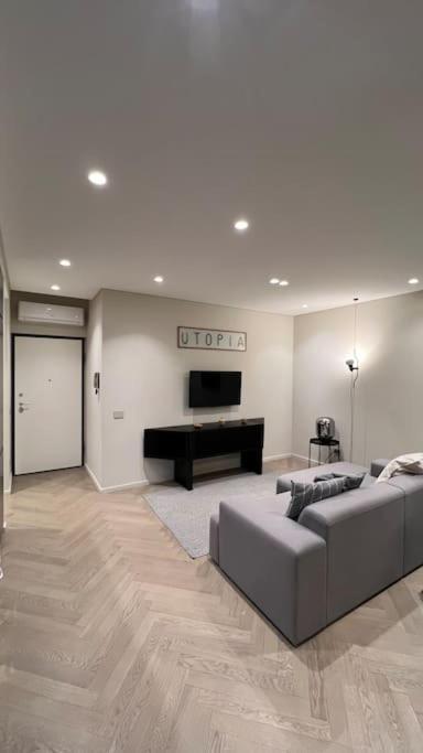 Duca Dei Navigli - Luxury Apartment In Milan Luaran gambar